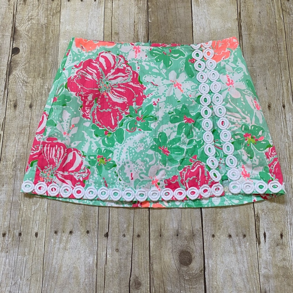 Lilly Pulitzer Floral Skort in Green and Pink